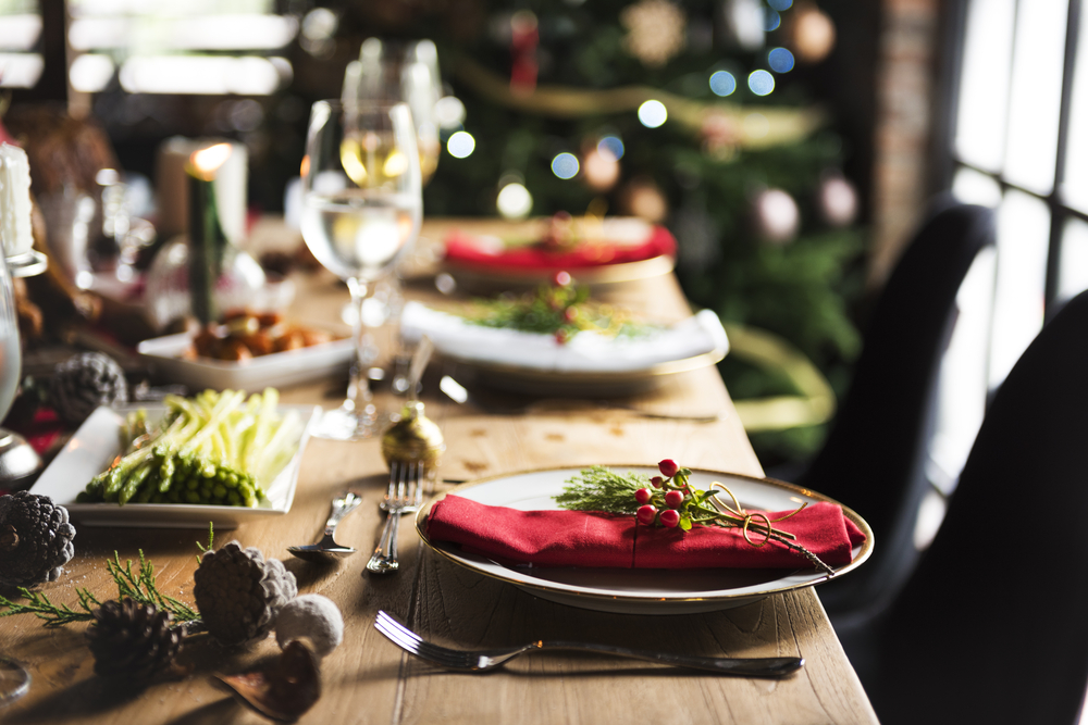 How to Handle Holiday Parties Without Ruining Your Diet